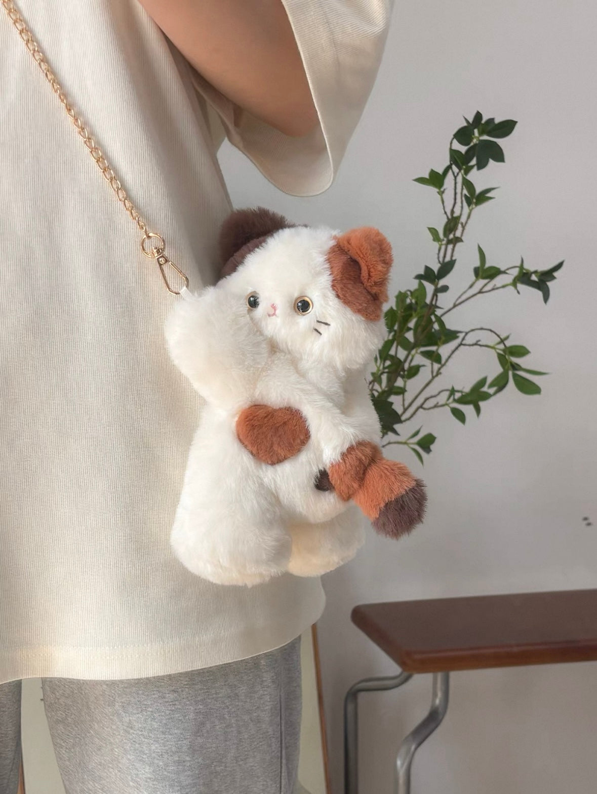 Calico cat bag plush toy backpack as a birthday gift for a friend
