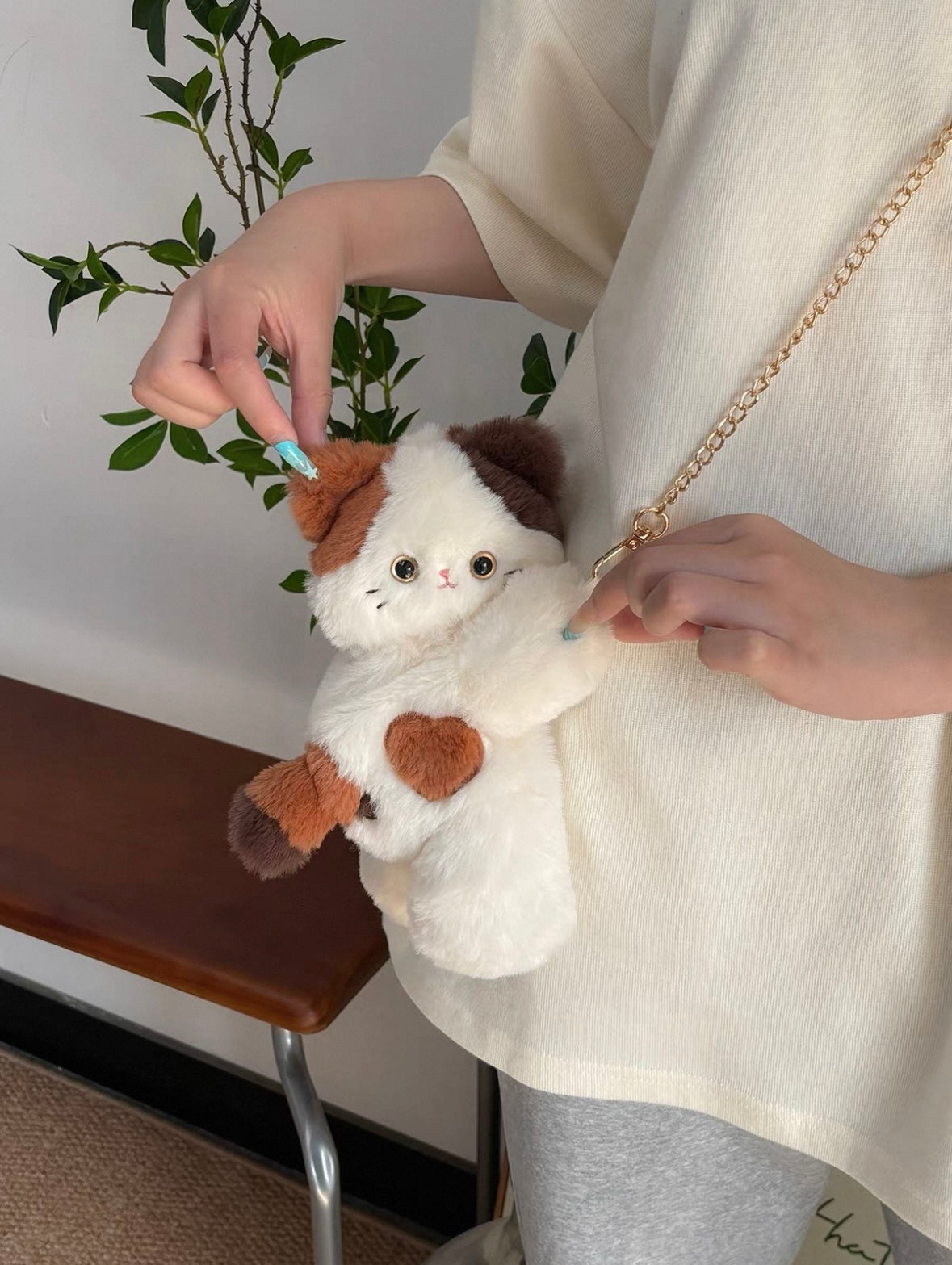 Calico cat bag plush toy backpack as a birthday gift for a friend