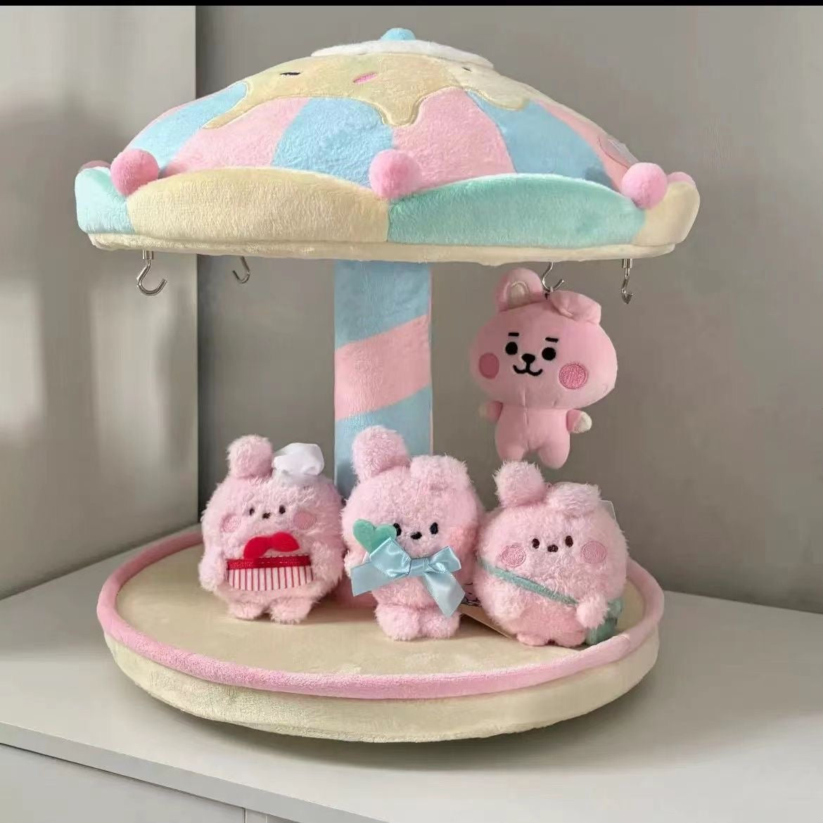 Carousel doll house trendy toy display stand holiday gift for friends